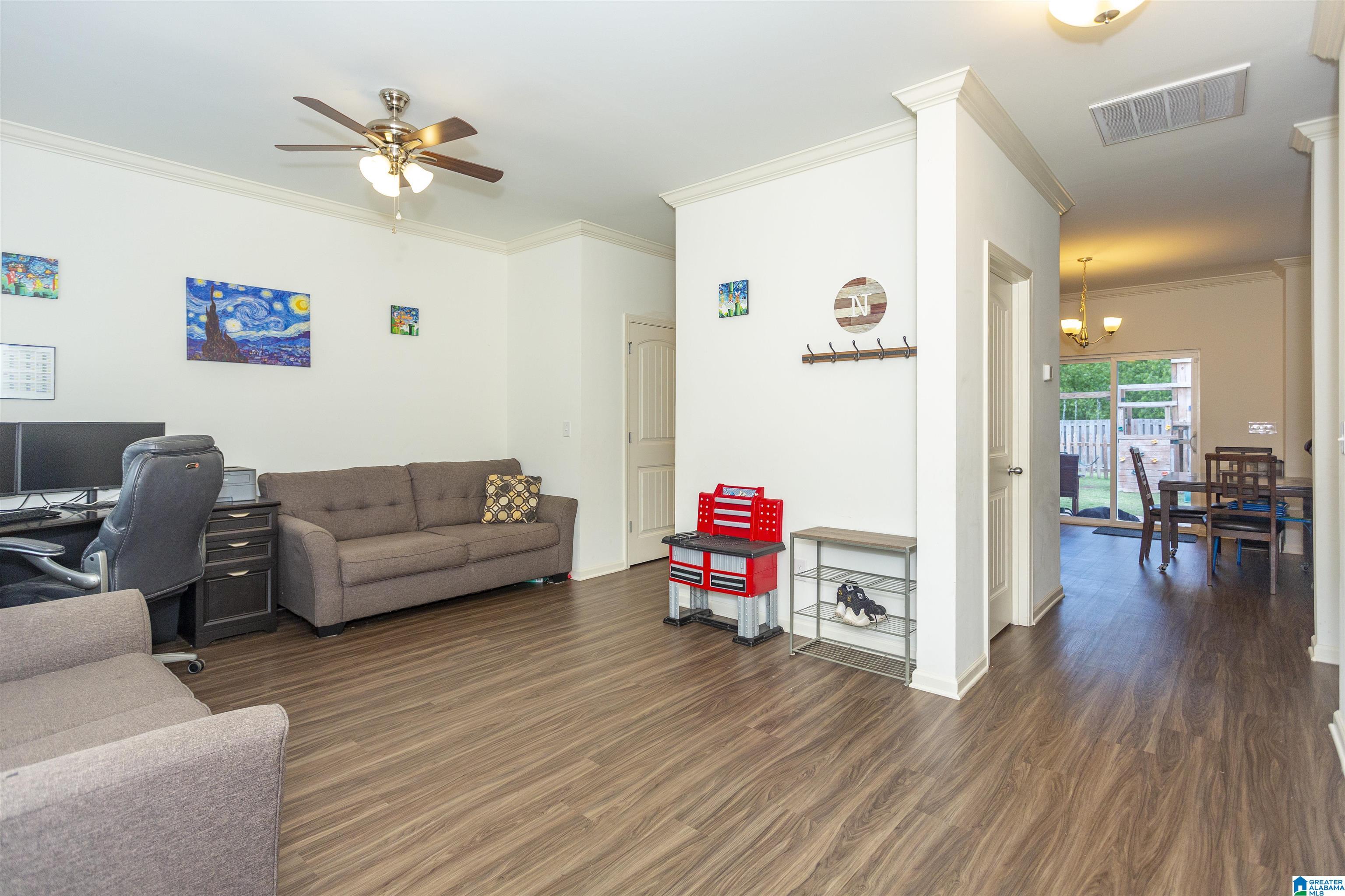 1087 Aronimink Drive Calera, AL 35040 - Photo 7 of 53