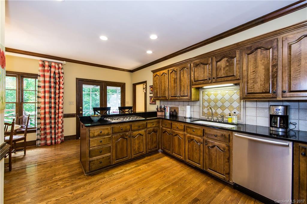 6028 Alexa Road Charlotte, NC 28277 - Photo 10 of 24 Gallery Image 10
