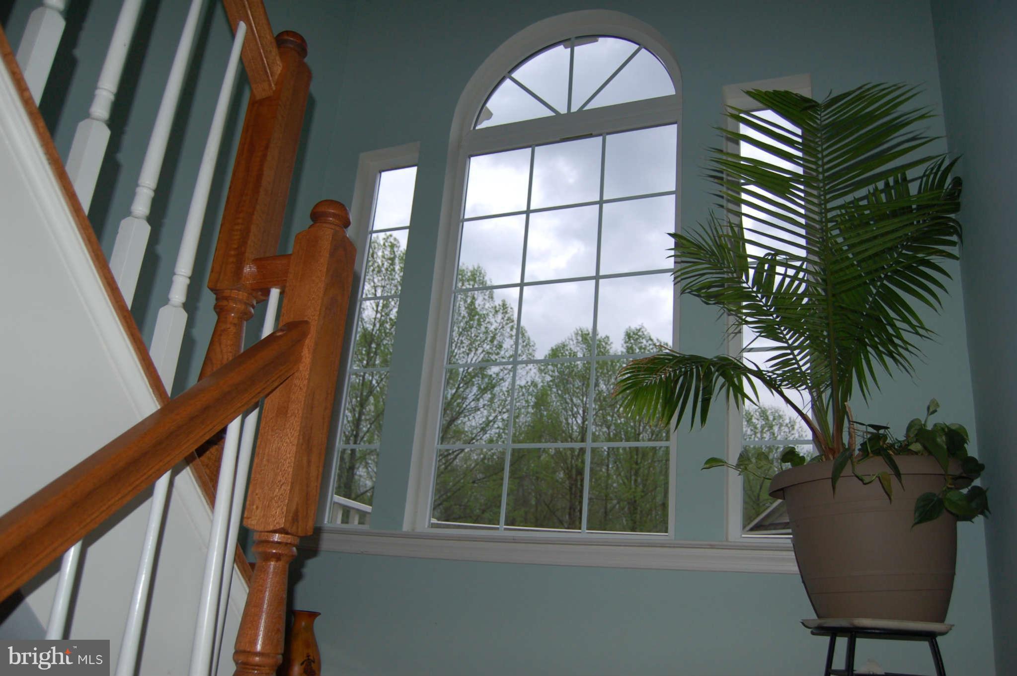 18812 Broken Oak Road Boyds, MD 20841 - Photo 22 of 30 a view of balcony with furniture and a potted plant