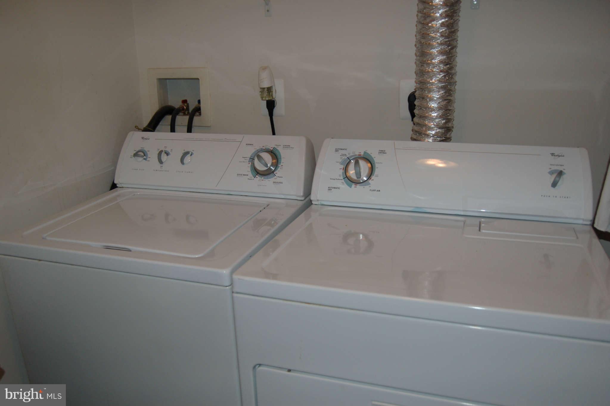 18812 Broken Oak Road Boyds, MD 20841 - Photo 30 of 30 a close up view of washer and dryer
