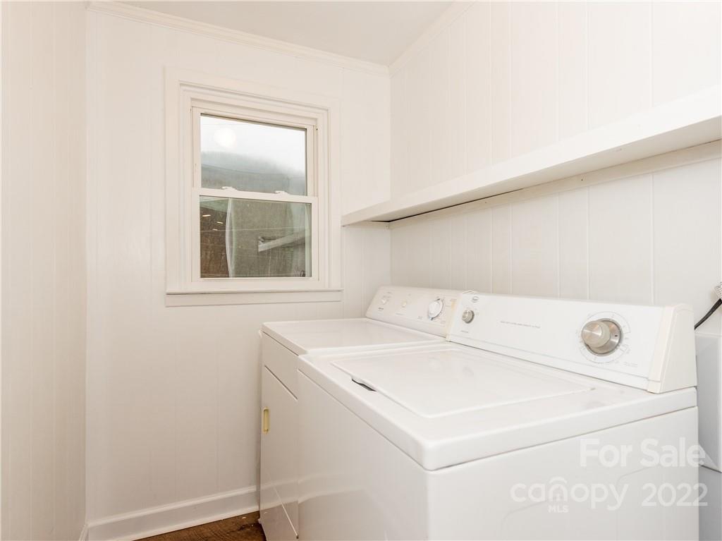 16 Jaffe Road Rosman, NC 28772 - Photo 13 of 20 a utility room with dryer and washer