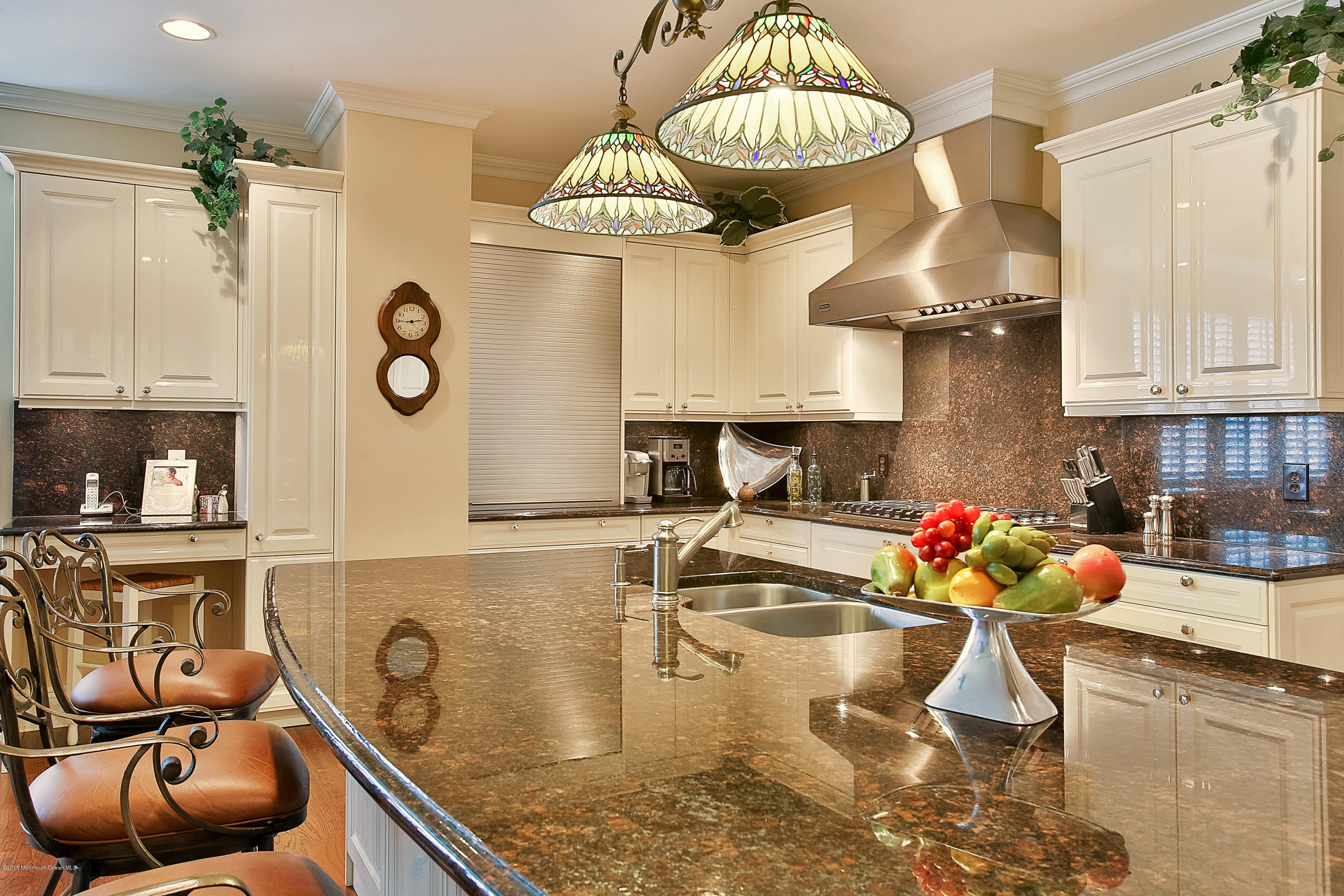 1121 Oval Road Manasquan, NJ 08736 - Photo 19 of 38 Center Island