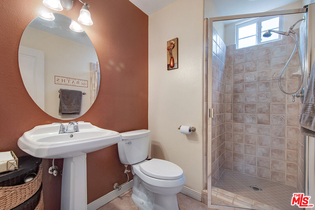 131 Park Hill Road Simi Valley, CA 93065 - Photo 11 of 40 Gallery Image 11