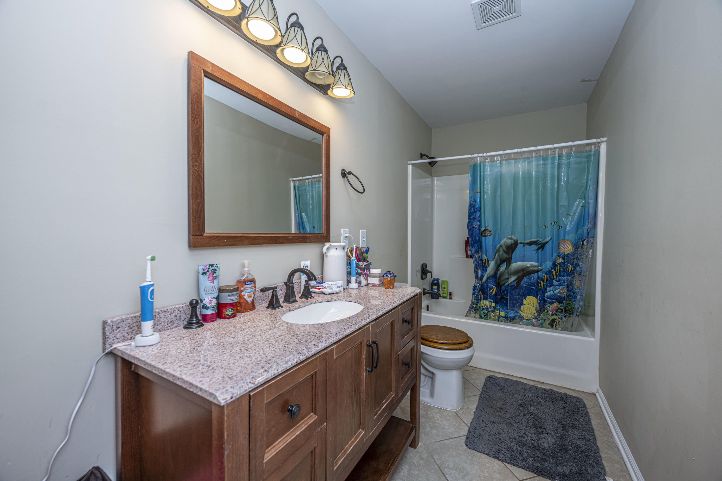 3228 Beaconsfield Road Mount Pleasant, SC 29466 - Photo 28 of 40 2nd Floor Bath
