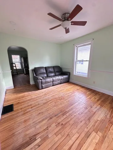 $4,200 | 25 Northern Avenue, Lynn, MA 01904