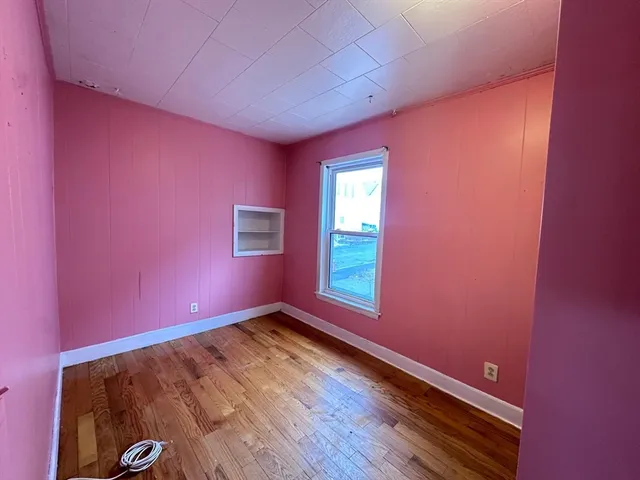 $4,200 | 25 Northern Avenue, Lynn, MA 01904