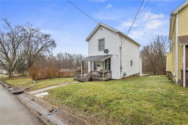 $55,000 | 227 Smithfield Street, New Castle, PA 16101