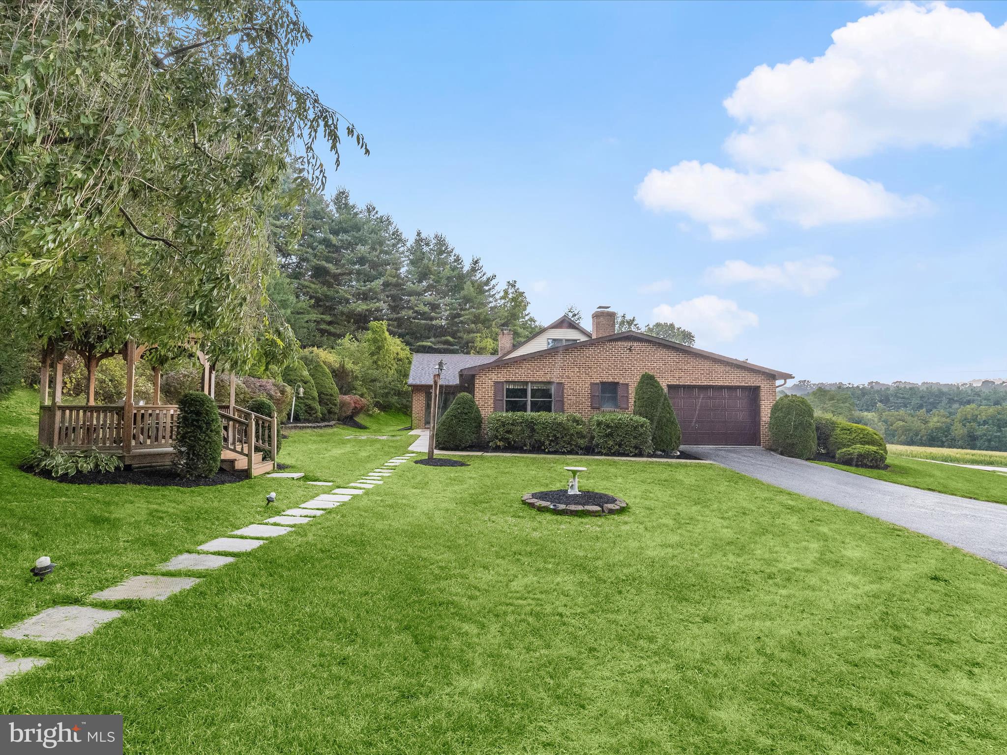 2177 Manchester Road Westminster, MD 21157 - Photo 3 of 44