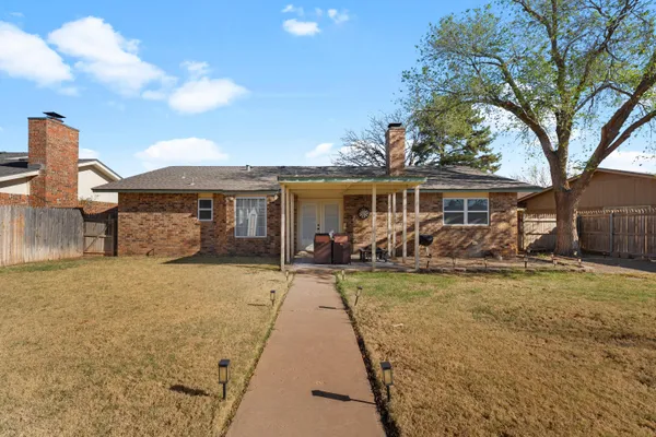 $195,000 | 5705 2nd Pl Drive, Lubbock, TX 79416