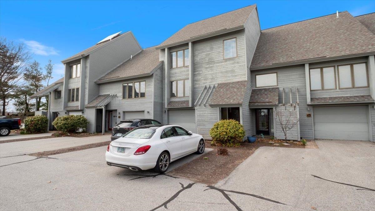 5 Tsienneto Road, Unit 33 Derry, NH 03038 - Photo 2 of 44 Gallery Image 2