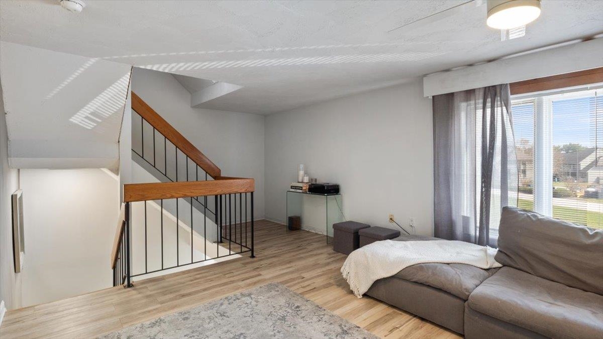 5 Tsienneto Road, Unit 33 Derry, NH 03038 - Photo 5 of 44 Gallery Image 5