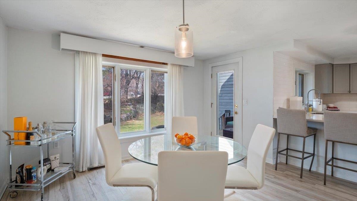5 Tsienneto Road, Unit 33 Derry, NH 03038 - Photo 9 of 44 Gallery Image 9