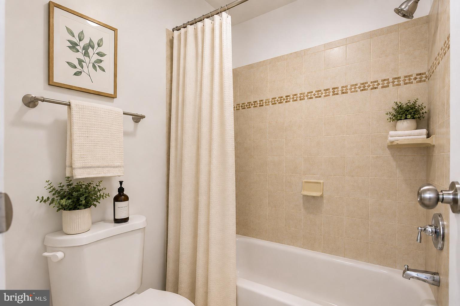 5820 Royal Ridge Drive, Unit K Springfield, VA 22152 - Photo 13 of 21 Gallery Image 13
