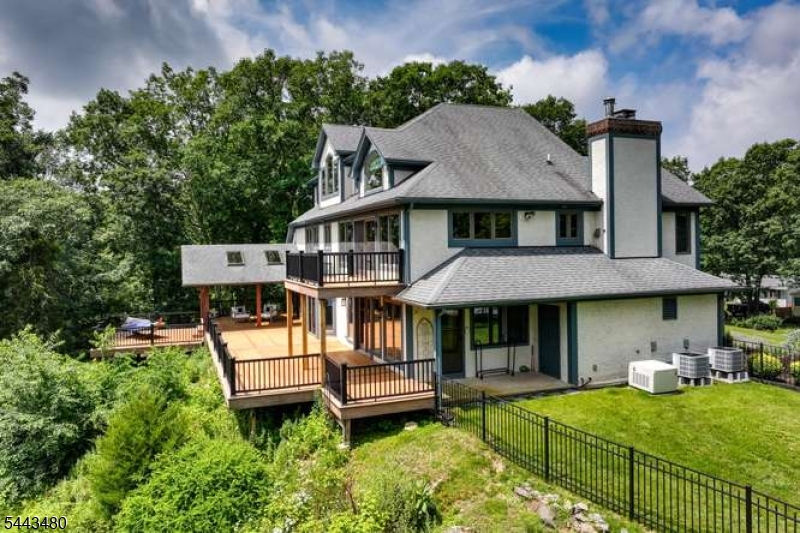 185 Alpine Trail Sparta, NJ 07871 - Photo 3 of 36