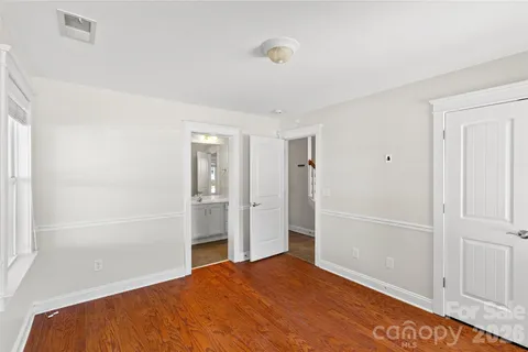 $595,000 | 540 Dubois Court, Charlotte, NC 28208