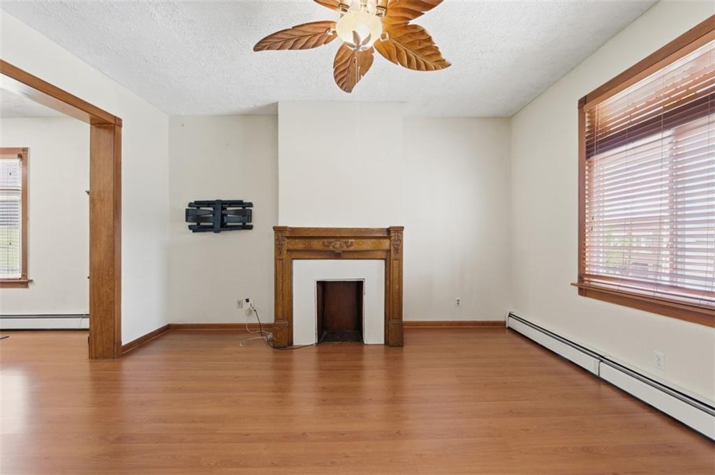 316 Broadway Avenue McKees Rocks, PA 15136 - Photo 8 of 47