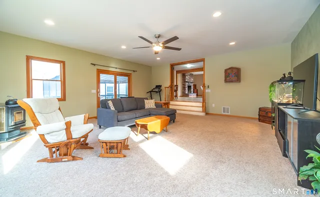 $500,000 | 183 Aston Lane, Middletown, CT 06457