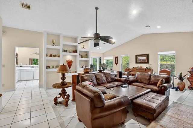 $825,000 | 20803 Cabrillo Way, Boca Raton, FL 33428