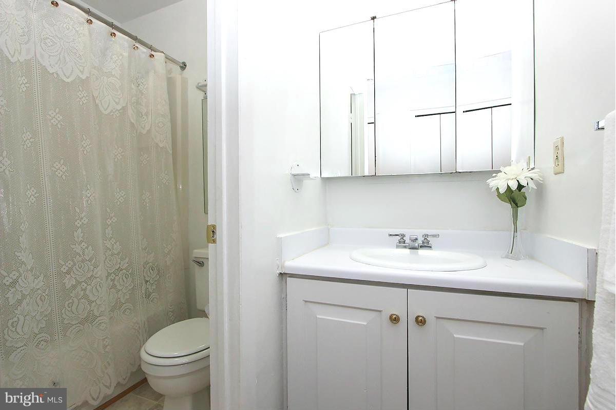 3122 Apple Road Northeast, Unit 14 Washington, DC 20018 - Photo 23 of 29 Bath