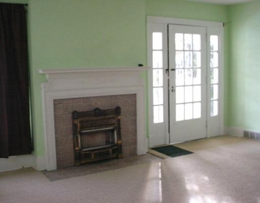 1523 Ridge Avenue Coraopolis, PA 15108 - Photo 2 of 11 Living Room.