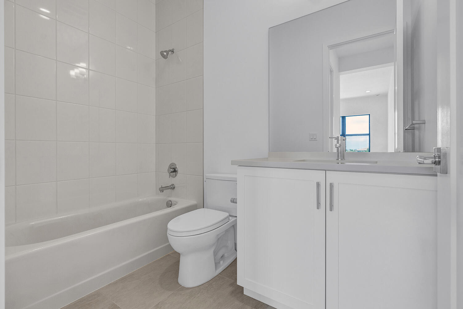 9523 Riverside Pk Drive Boca Raton, FL 33434 - Photo 31 of 47 BathroomUpstairs2