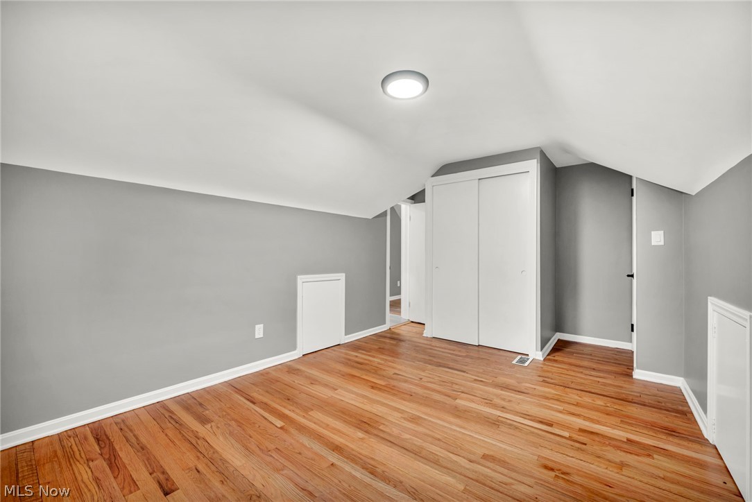 1914 Lorimer Road Cleveland, OH 44134 - Photo 22 of 43