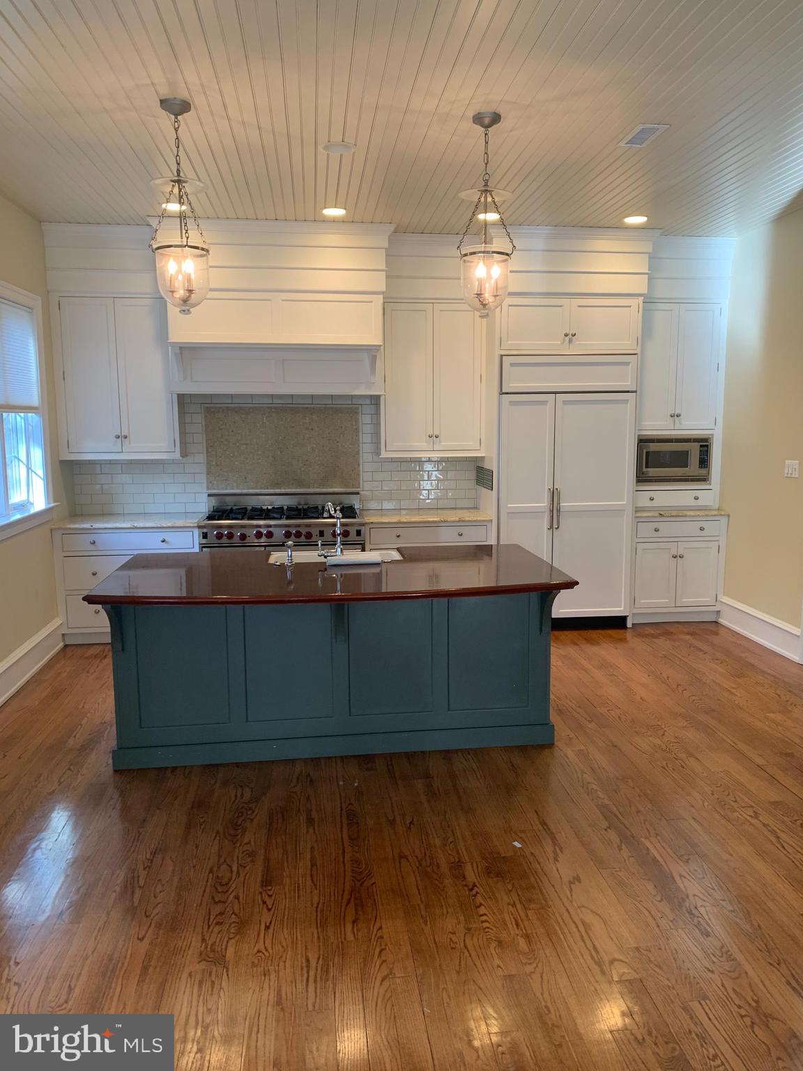 2 Wicklow Court Wayne, PA 19087 - Photo 5 of 9 Kitchen