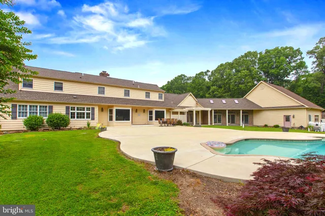 $1,050,000 | 29956 Point Lookout Road, Mechanicsville, MD 20659