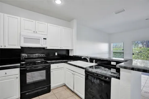 $2,650 | 3313 Northwest 29th Court, Lauderdale Lakes, FL 33311