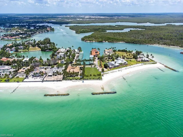 $49,950,000 | 4550 Gordon Drive, Naples, FL 34102