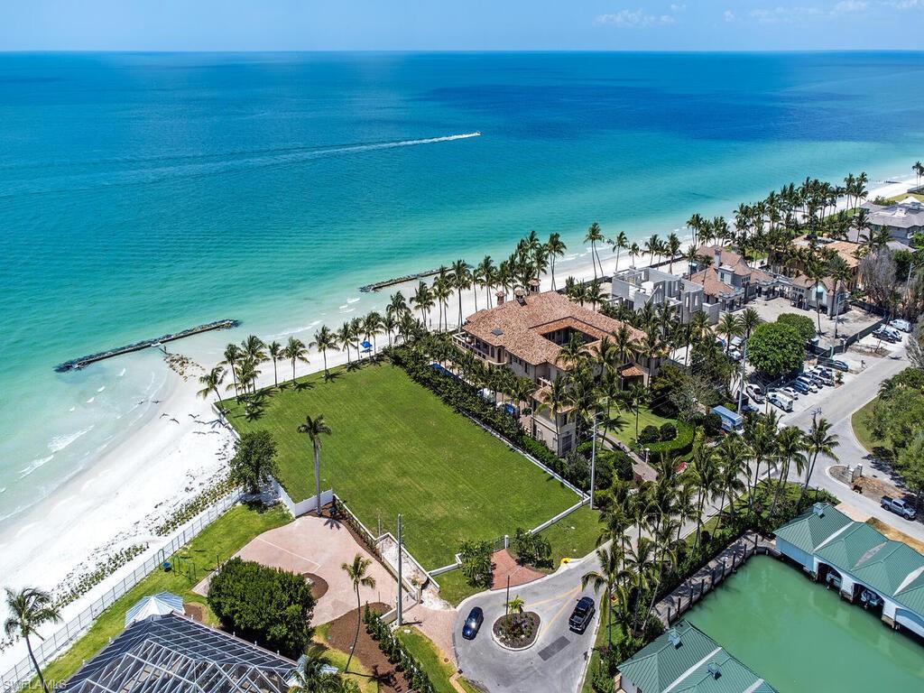 4550 Gordon Drive Naples, FL 34102 - Photo 8 of 19