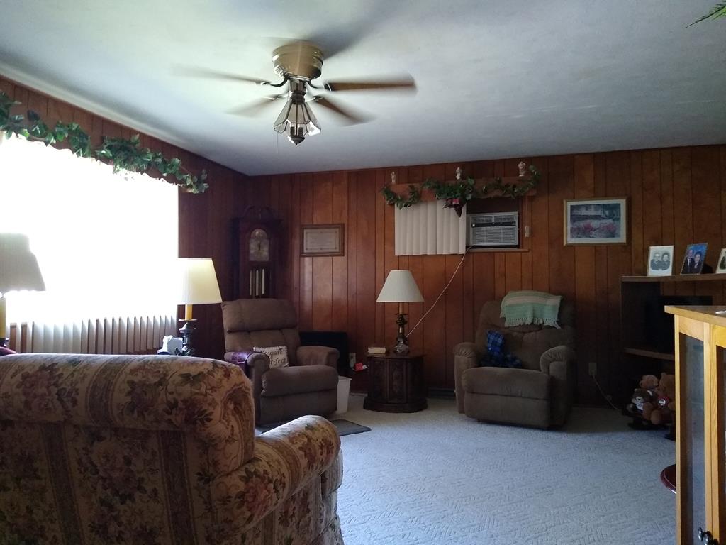 492 Chestnut Street Rimersburg, PA 16248 - Photo 15 of 15 a living room with furniture