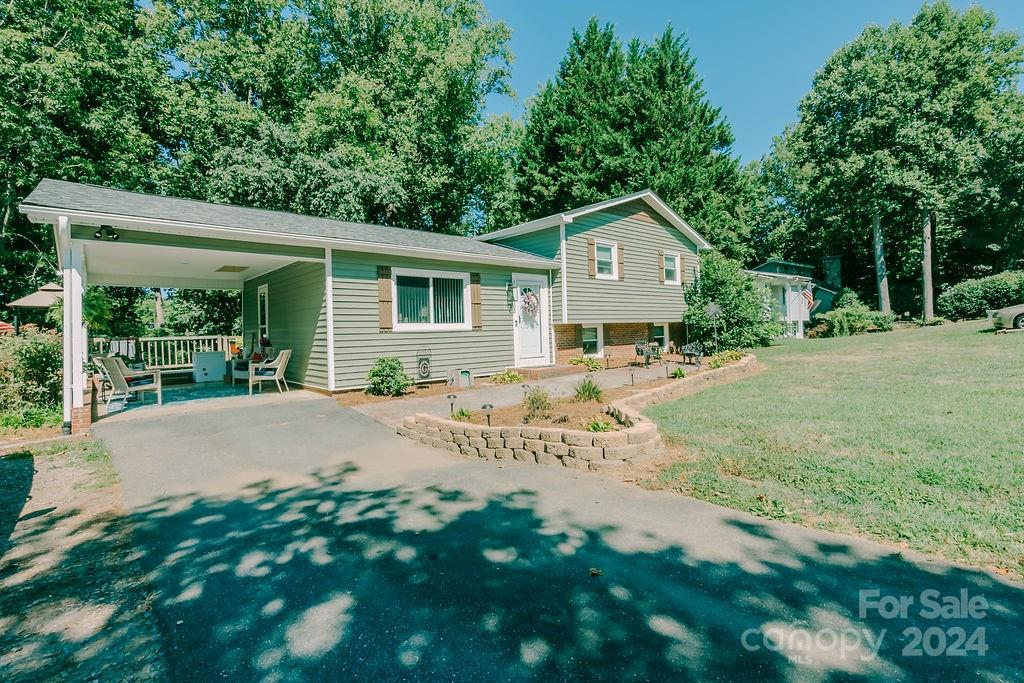 162 Pine Ridge Trail Pinnacle, NC 27043 - Photo 31 of 41 a house with a outdoor space