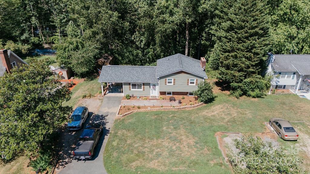 162 Pine Ridge Trail Pinnacle, NC 27043 - Photo 4 of 41 an aerial view of a house
