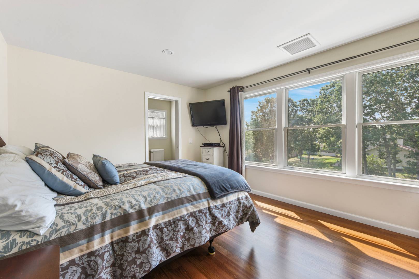 12 Corwin Place Westhampton, NY 11977 - Photo 14 of 24