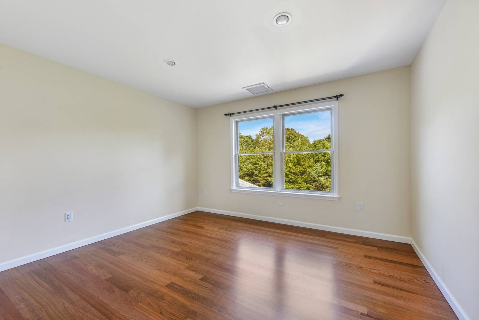 12 Corwin Place Westhampton, NY 11977 - Photo 17 of 24