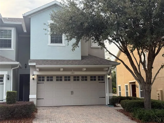 $2,100 | 1142 East 10th Street, Apopka, FL 32703