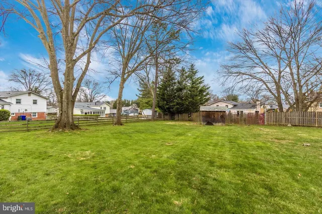 $3,100 | 14204 London Lane, Rockville, MD 20853