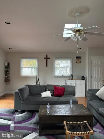 $3,100 | 14204 London Lane, Rockville, MD 20853