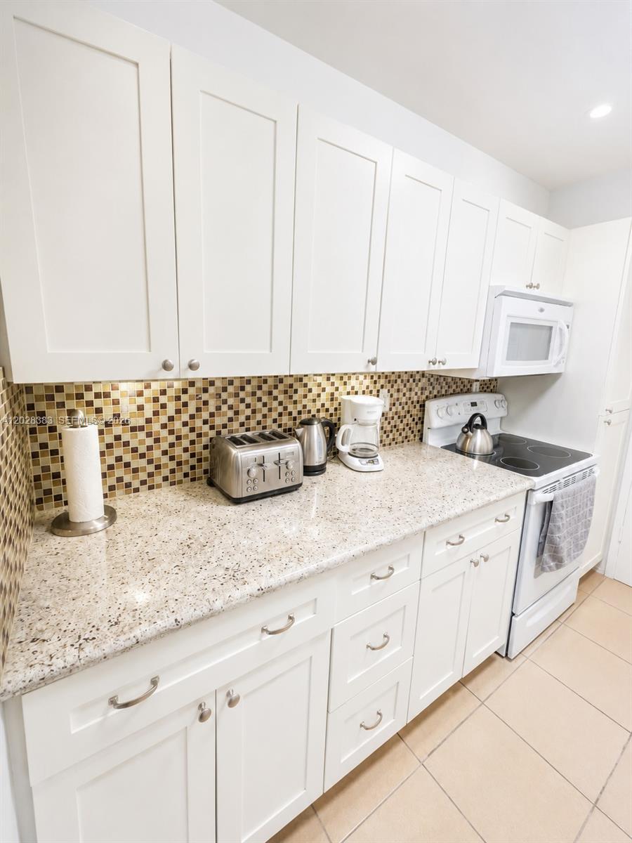 100 Lincoln Road, Unit 602 Miami Beach, FL 33139 - Photo 14 of 35