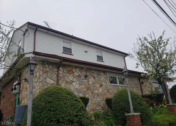 $2,000 | 1081 Stuyvesant Avenue, Union, NJ 07083