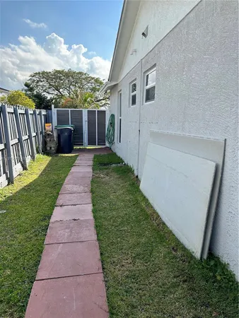 $1,050 | 13351 Southwest 258th Terrace, Homestead, FL 33032