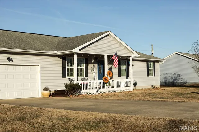 $239,000 | 105 Tupelo Street, Advance, MO 63730
