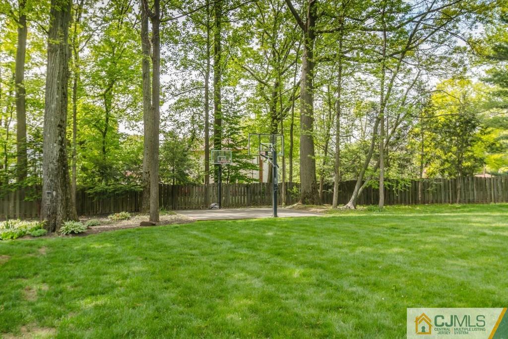 26 Fox Hill Road Edison, NJ 08820 - Photo 22 of 23 a view of a park with large trees