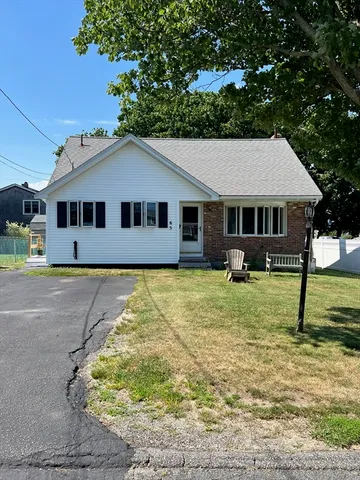 $3,300 | 65 Brockton Avenue, Scituate, MA 02066