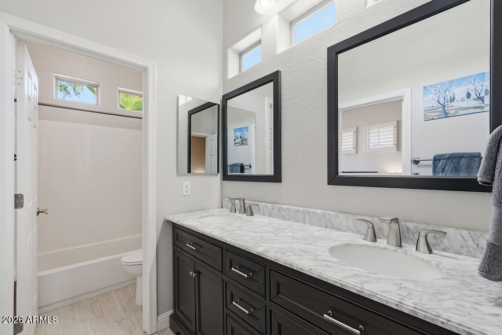 6738 Rachael Way Gilbert, AZ 85298 - Photo 30 of 61 Bathroom 3