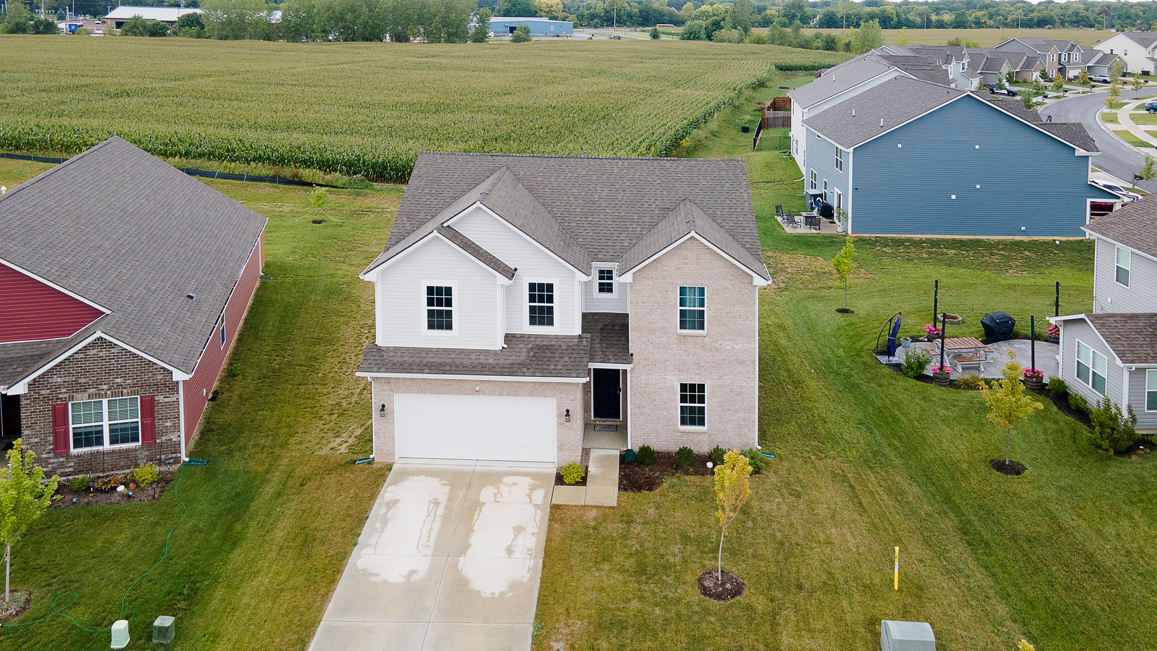 2004 Maplewood Lane Pendleton, IN 46064 - Photo 3 of 37