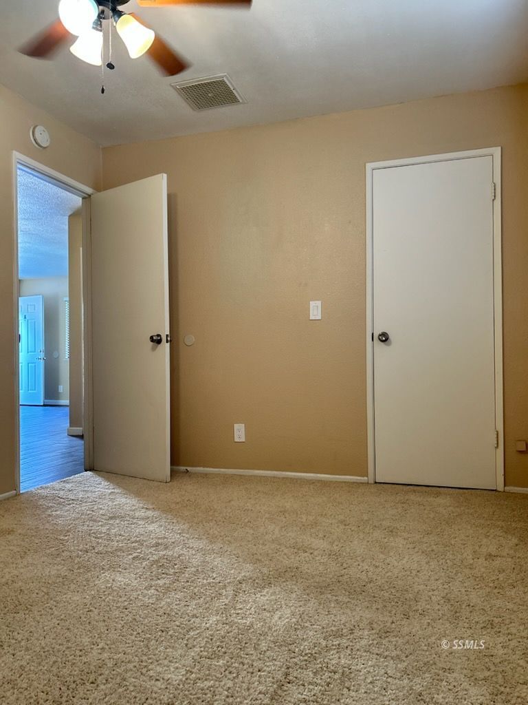 932 West Graaf Avenue Ridgecrest, CA 93555 - Photo 10 of 13