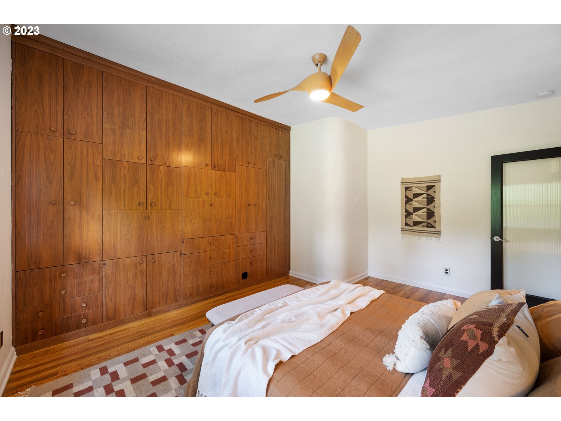 235 South Ridge Drive Portland, OR 97219 - Photo 20 of 46