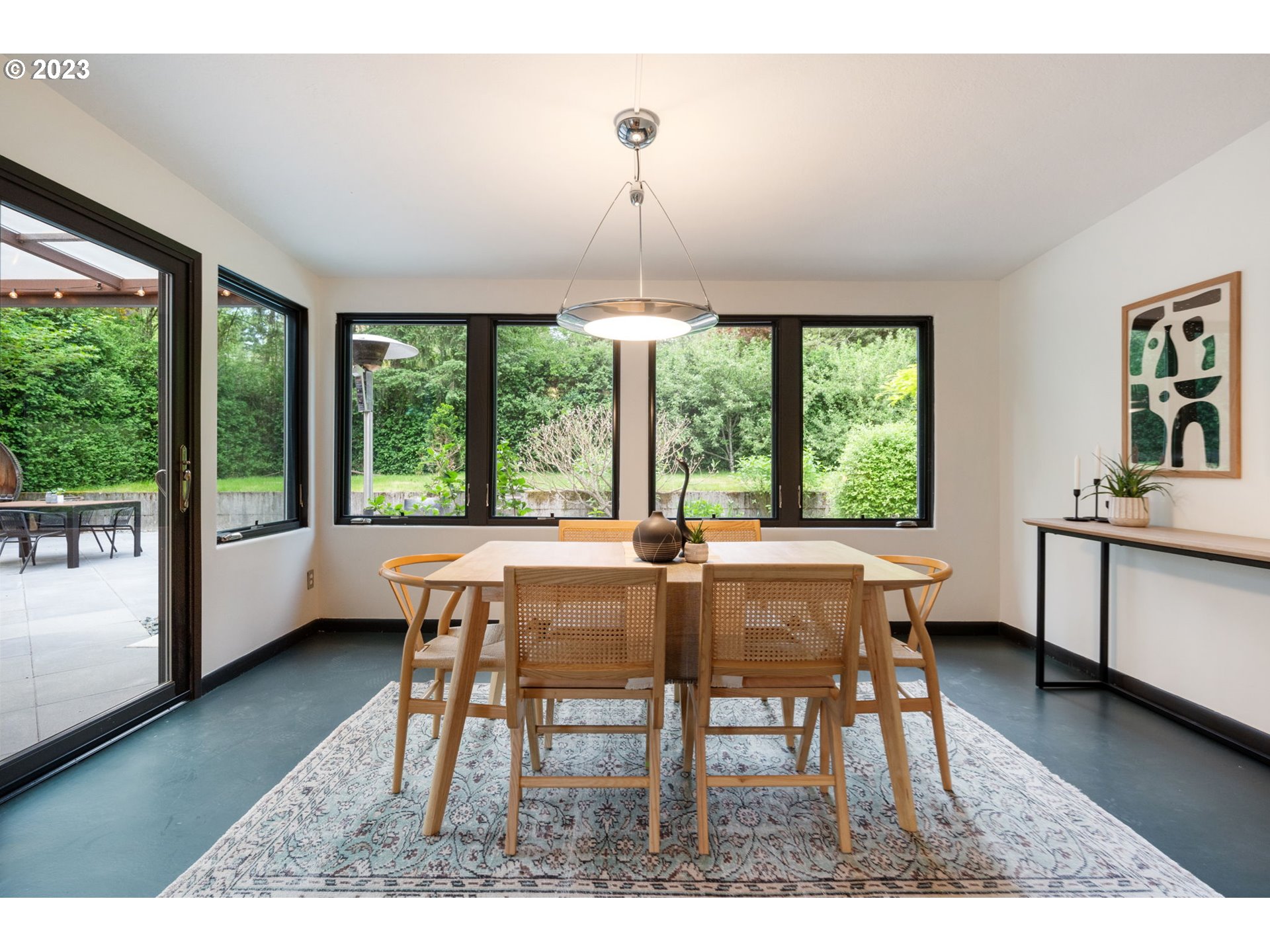235 South Ridge Drive Portland, OR 97219 - Photo 10 of 46
